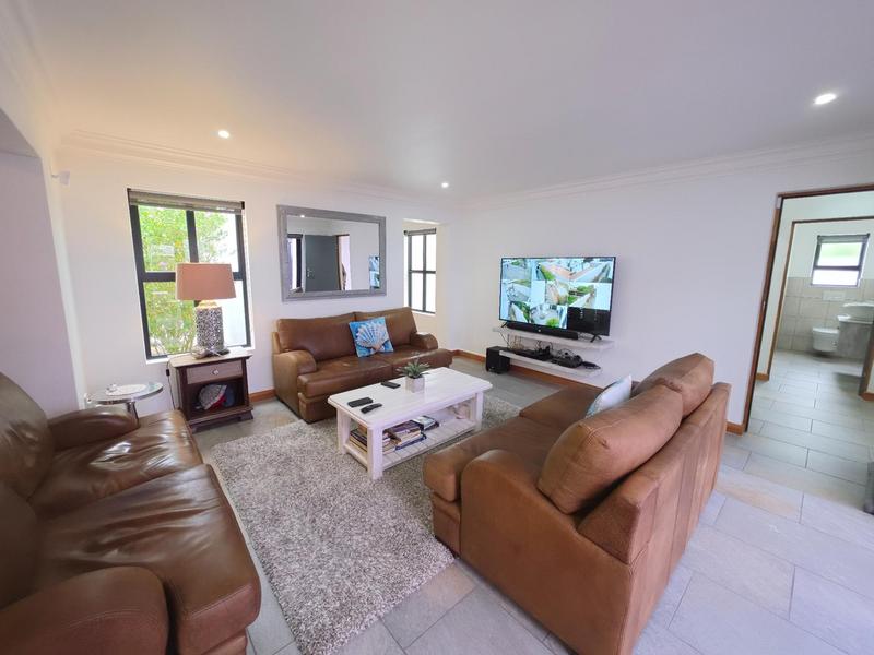 5 Bedroom Property for Sale in Dwarskersbos Western Cape